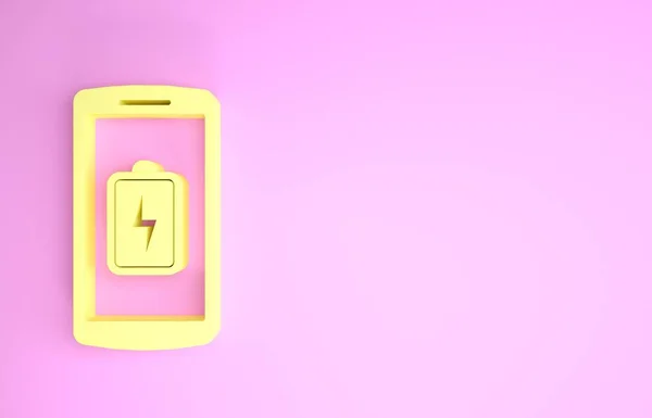 Icono de carga de la batería amarilla Smartphone aislado sobre fondo rosa. Teléfono con una carga de batería baja. Concepto minimalista. 3D ilustración 3D render — Foto de Stock