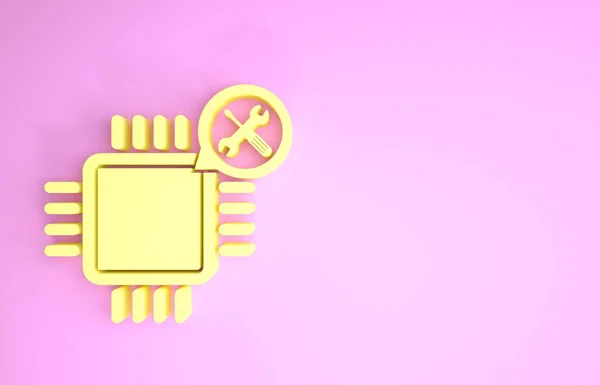 Gelber Prozessor mit Schraubenzieher und Schraubenschlüssel-Symbol isoliert auf rosa Hintergrund. Anpassung, Service, Einstellung, Wartung, Reparatur, Reparatur. Minimalismus-Konzept. 3D Illustration 3D Renderer — Stockfoto