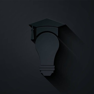 Kağıt kesiği ampul ve mezuniyet başlığı simgesi siyah arka planda izole edilmiş. Üniversite eğitimi konsepti. Kağıt sanatı tarzı. Vektör İllüstrasyonu