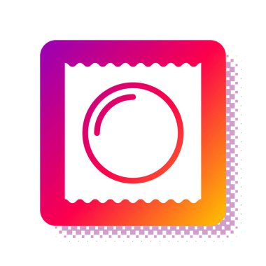 Beyaz prezervatif beyaz arka planda izole edilmiş güvenli seks ikonu. Güvenli aşk sembolü. Erkekler için doğum kontrol yöntemi. Kare renk düğmesi. Vektör İllüstrasyonu