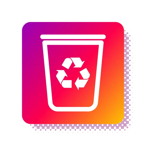 Cubo de reciclaje blanco con icono de símbolo de reciclaje aislado sobre fondo blanco. Icono de bote de basura. Cartel de basura. Reciclar signo de cesta. Botón de color cuadrado. Ilustración vectorial — Archivo Imágenes Vectoriales