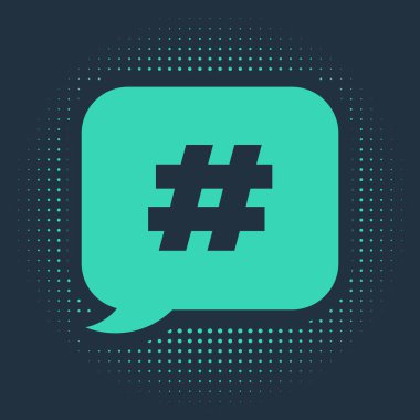 Mavi arkaplanda Green Hashtag konuşma balonu simgesi izole edildi. Sayı işareti kavramı, sosyal medya pazarlaması, mikro blog yazma. Soyut çember rastgele noktalar. Vektör İllüstrasyonu