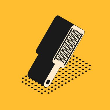 Isometric Grater simgesi sarı arkaplanda izole edildi. Mutfak sembolü. Mutfak aletleri. Çatal bıçak seti. Vektör İllüstrasyonu