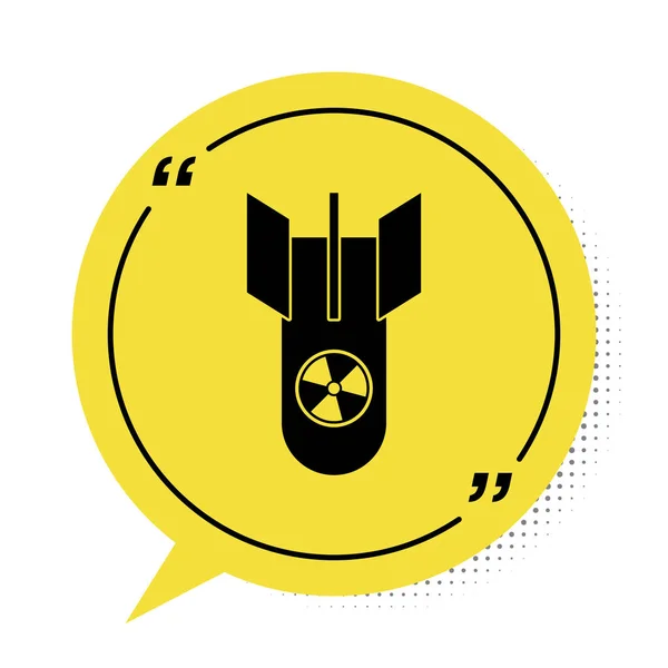 Czarna ikona bomby atomowej odizolowana na białym tle. Bomba rakietowa spada. Żółty symbol bańki mowy. Ilustracja wektora — Wektor stockowy