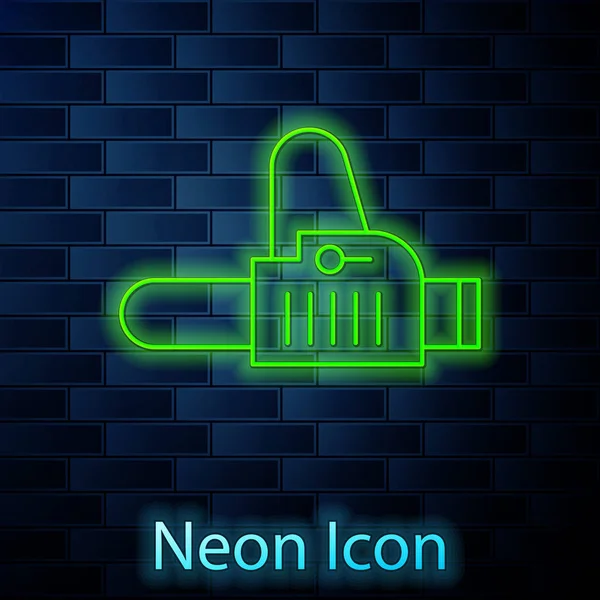 Leuchtende Neon-Linie Kettensägen-Symbol isoliert auf Backsteinwand Hintergrund. Vektorillustration — Stockvektor
