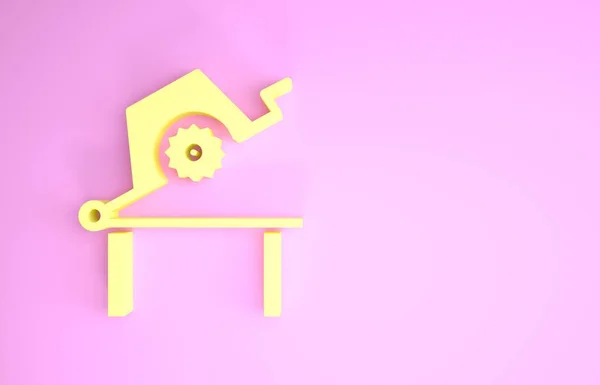 Tabel Kuning melihat ikon ukiran kayu terisolasi pada latar belakang merah muda. Power melihat bangku. Konsep minimalisme. Tampilan 3D ilustrasi 3d — Stok Foto
