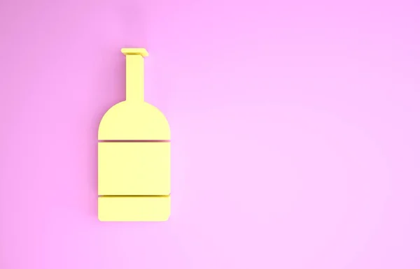Жовта пляшка пива ізольована на рожевому фоні. Концепція мінімалізму. 3D ілюстрація 3D рендеринга — стокове фото