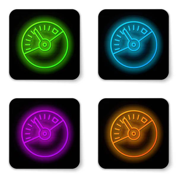 Világító neon vonal Sebességmérő ikon elszigetelt fehér alapon. Fekete négyzet gomb. Vektorillusztráció — Stock Vector