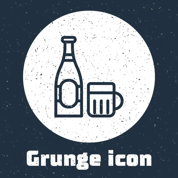 Grunge vonal Sörpalack és üveg ikon elszigetelt szürke alapon. Alkohol ital szimbólum. Monokróm vintage rajz. Vektorillusztráció — Stock Vector