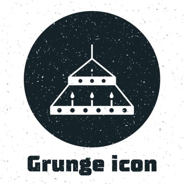 Beyaz arka planda izole edilmiş ortaçağ ikonunda mumları olan Grunge Massive çelik avizesi. Vektör İllüstrasyonu