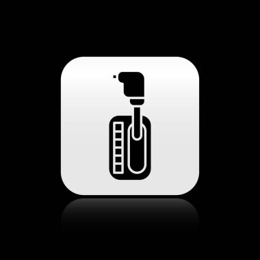 Kara Vites Şekil Değiştiren simgesi siyah arkaplanda izole edildi. İletişim simgesi. Gümüş kare düğme. Vektör İllüstrasyonu