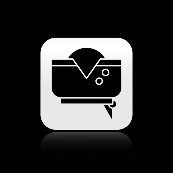 Schwarzer Piratenhut auf schwarzem Hintergrund. Silberner quadratischer Knopf. Vektorillustration — Stockvektor