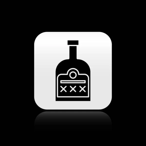 Bebida de álcool preto Ícone de garrafa de rum isolado no fundo preto. Botão quadrado de prata. Ilustração vetorial — Vetor de Stock