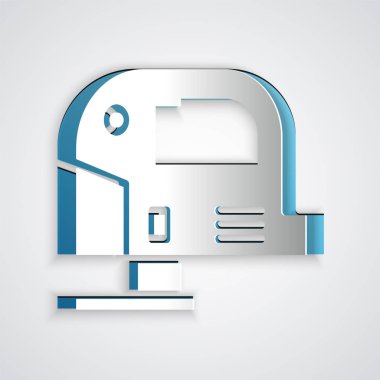 Kağıt kesiği elektrikli yapboz. Gri arka planda çelik keskin bıçak ikonu var. Ahşap işçiliği için elektrikli alet. Kağıt sanatı tarzı. Vektör İllüstrasyonu