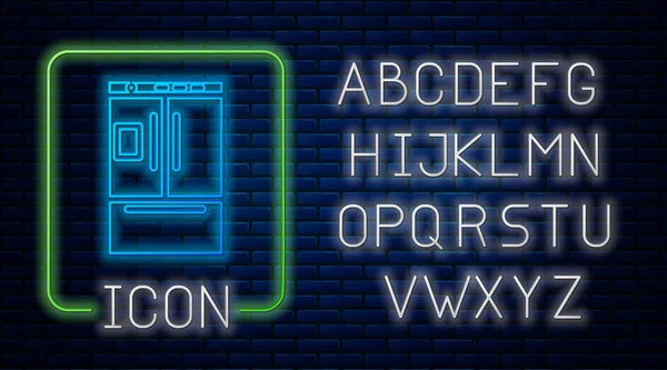 벽돌 벽 배경에 격리 빛나는 네온 냉장고 아이콘입니다. 냉장고 냉장고 냉장고. 가전 기술 및 가전 제품. 네온 빛 알파벳. 벡터 일러스트레이션 — 스톡 벡터