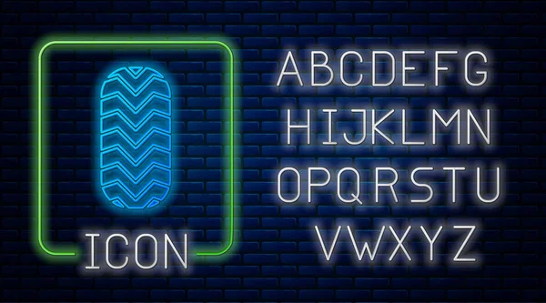 Glowing neon Car tire icon isolated on brick wall background. Neon light alphabet. Vector Illustration — 스톡 벡터