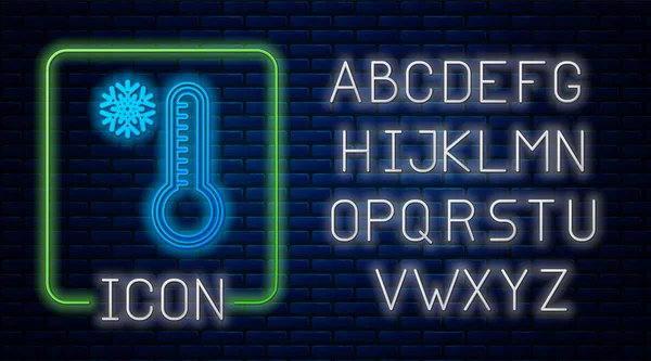 Termômetro de meteorologia neon brilhante medindo calor e ícone frio isolado no fundo da parede de tijolo. Equipamento termômetro mostrando clima quente ou frio. Alfabeto claro de néon. Ilustração vetorial — Vetor de Stock
