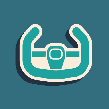 Yeşil Spor direksiyon ikonu mavi arka planda izole edildi. Araba tekeri ikonu. Uzun gölge tarzı. Vektör İllüstrasyonu