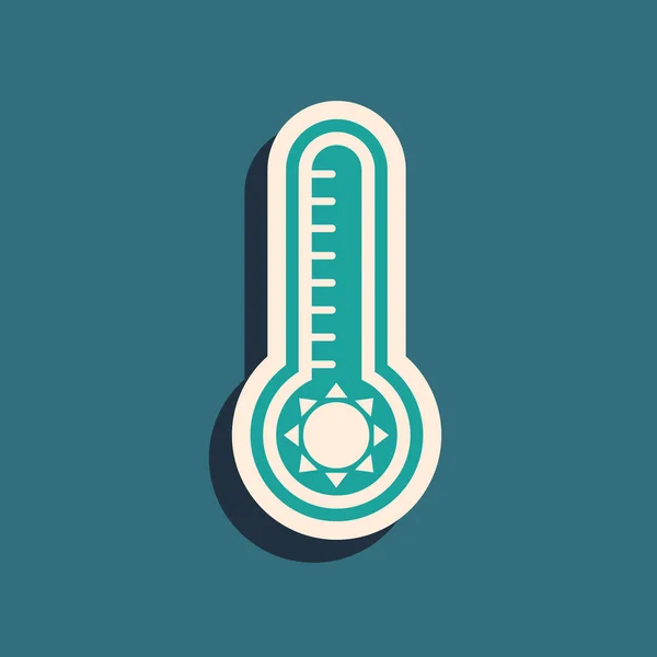 Зеленый метеорологический термометр, измеряющий тепло и холодную иконку на синем фоне. Термометр показывает жаркую или холодную погоду. Длинный стиль тени. Векторная миграция — стоковый вектор