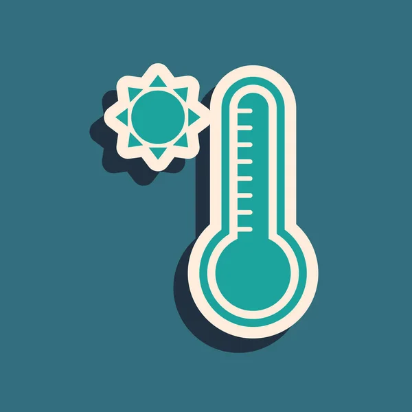 Termómetro de meteorología verde que mide el calor y el frío icono aislado sobre fondo azul. Equipo de termómetro que muestra clima caliente o frío. Estilo de sombra larga. Ilustración vectorial — Vector de stock