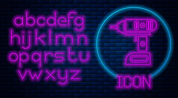 Glödande neon Elektrisk sladdlös skruvmejsel ikon isolerad på tegel vägg bakgrund. Elektrisk borrmaskin. Reparationsverktyg. Neonljus alfabet. Vektor Illustration — Stock vektor