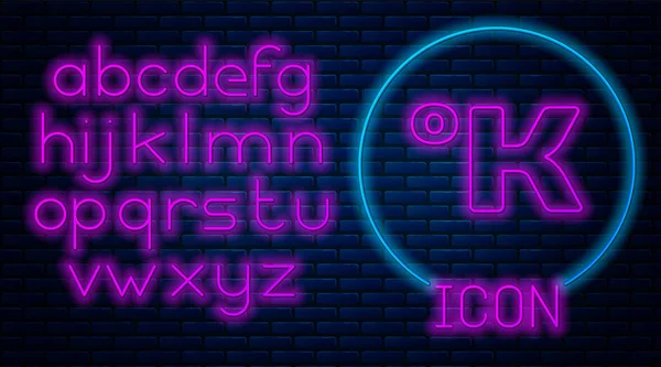 Glowing neon Kelvin icon isolated on brick wall background. Neon light alphabet. Vector Illustration — Stock Vector