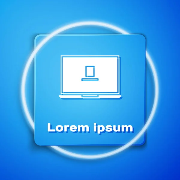 Mavi arka planda yalıtılmış Beyaz Dizüstü Bilgisayar simgesi. Boş ekran işareti olan bilgisayar not defteri. Mavi kare düğmesi. Vektör İllüstrasyonu — Stok Vektör