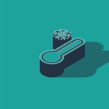 Isometric Meteoroloji termometresi yeşil zeminde izole edilmiş ısı ve soğuk ikonu ölçüyor. Termometre termometresi sıcak ya da soğuk hava gösteriyor. Vektör İllüstrasyonu