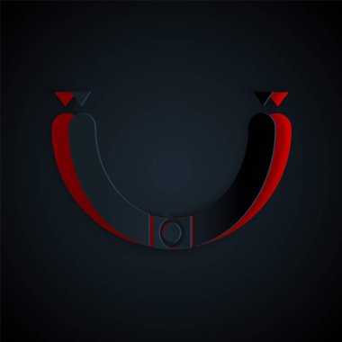 Kağıt kesiği sosis ve siyah arka planda izole edilmiş buhar ikonu. Izgara sosis ve aroma işareti. Kağıt sanatı tarzı. Vektör İllüstrasyonu