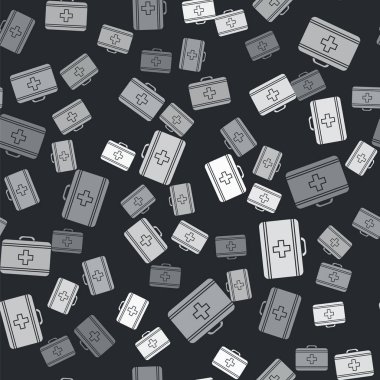 Gri ilk yardım çantası simgesi siyah arkaplanda izole edilmiş pürüzsüz desen. Haçlı sağlık kutusu. Acil durumlar için tıbbi ekipman. Sağlık sigortası konsepti. Vektör İllüstrasyonu