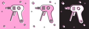 Elektrikli yapıştırıcı tabancası simgesini pembe beyaz siyah arkaplanda izole et. Sıcak tabanca yapıştırıcısı. Sıcak tamir aletleri silikon. Vektör İllüstrasyonu