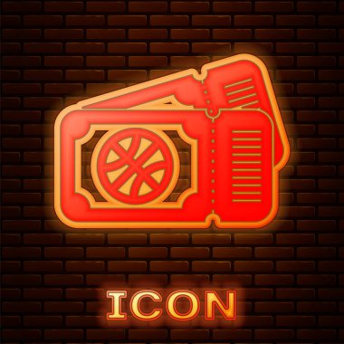 Parlayan neon basketbol bileti ikonu tuğla duvar arkasında izole edilmiş. Vektör İllüstrasyonu