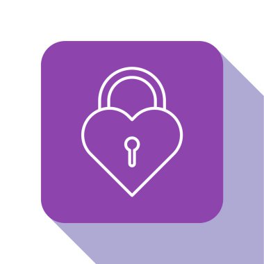 Beyaz çizgili Kale, beyaz arka planda izole edilmiş kalp simgesi şeklinde. Kilitli Kalp. Aşk sembolü ve anahtar deliği işareti. Mor kare düğme. Vektör İllüstrasyonu