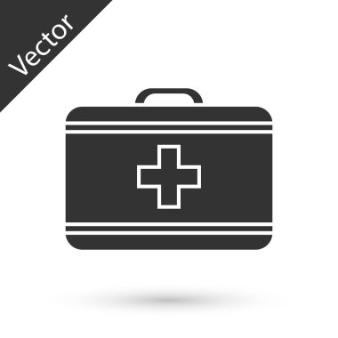 Gri ilk yardım çantası simgesi beyaz arkaplanda izole edildi. Haçlı sağlık kutusu. Acil durumlar için tıbbi ekipman. Sağlık sigortası konsepti. Vektör İllüstrasyonu