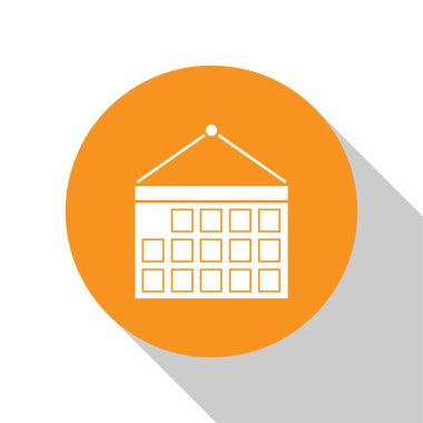 Beyaz takvim simgesi beyaz arkaplanda izole edildi. Olay hatırlatma sembolü. Turuncu daire düğmesi. Vektör İllüstrasyonu