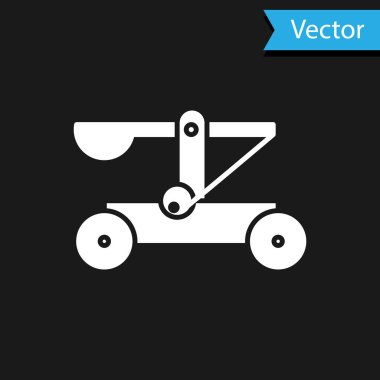 Beyaz, eski, ortaçağ ahşap mancınıklı taş fırlatma ikonu siyah arka planda izole edilmiş. Vektör İllüstrasyonu