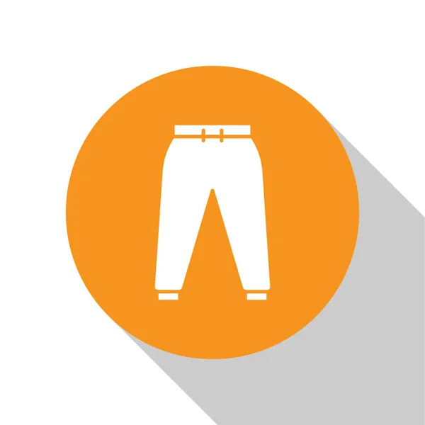 Иконка белых спортивных штанов на белом фоне. Оранжевый круг. Векторная миграция — стоковый вектор
