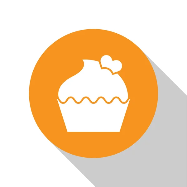 Gâteau de mariage blanc avec icône de coeur isolé sur fond blanc. Symbole de la Saint Valentin. Bouton rond orange. Illustration vectorielle — Image vectorielle