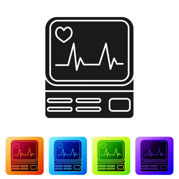 Monitor de computador preto com ícone de cardiograma isolado em fundo branco. Ícone de monitoramento. Monitor de ECG com mão batida cardíaca desenhada. Definir ícones em botões quadrados de cor. Ilustração vetorial — Vetor de Stock