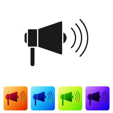 Beyaz arkaplanda siyah megafon simgesi izole edildi. Yüksek sesle konuşma uyarısı. Ağızlık için megafon, terfi diye bağırıyor. Renkli kare düğmelerle simgeleri ayarla. Vektör İllüstrasyonu