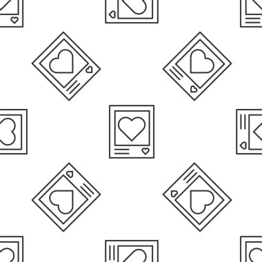 Gri çizgi boş fotoğraf çerçeveleri ve kalp simgesi beyaz arka planda izole edilmiş kusursuz desen. Sevgililer Günü sembolü. Vektör İllüstrasyonu