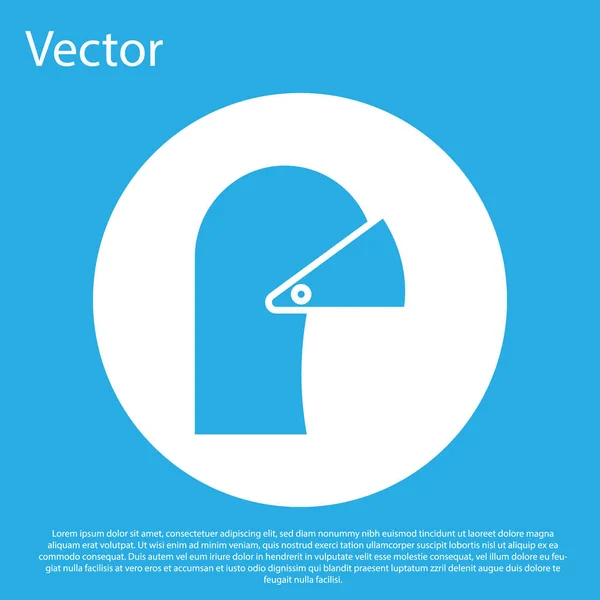Голубой средневековый железный шлем для защиты головы выделен на синем фоне. Кнопка белого круга. Векторная миграция — стоковый вектор