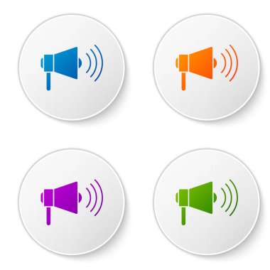 Beyaz arkaplanda izole edilmiş renk megafonu simgesi. Yüksek sesle konuşma uyarısı. Ağızlık için megafon, terfi diye bağırıyor. Simgeleri daire düğmelerine ayır. Vektör İllüstrasyonu