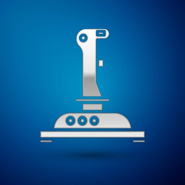 Atari makinesi simgesi için gümüş Joystick mavi arka planda izole edildi. Joystick oyun alanı. Vektör İllüstrasyonu
