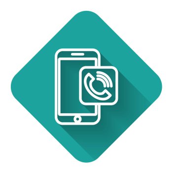 Beyaz çizgi cep telefonu arama ikonu uzun gölgeli izole edildi. Yeşil kare düğmesi. Vektör İllüstrasyonu