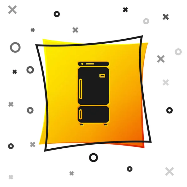 Svart kylskåp ikon isolerad på vit bakgrund. Kylskåp med frys. Hushållsteknik och hushållsapparater. Gult fyrkantigt knapp. Vektor Illustration — Stock vektor