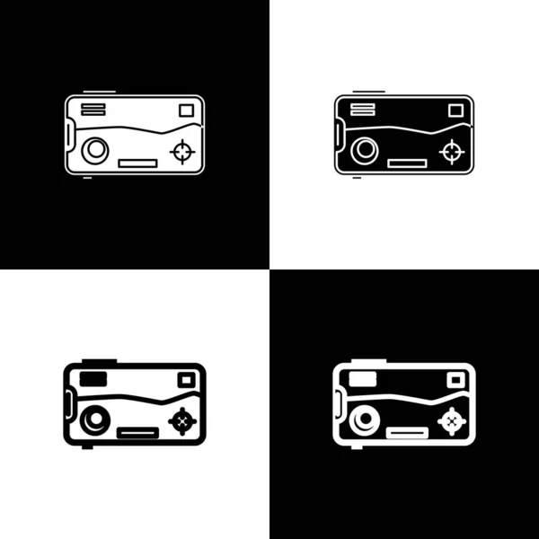 Establecer Smartphone y jugar en el icono del juego aislado sobre fondo blanco y negro. Concepto de juego móvil. Ilustración vectorial — Archivo Imágenes Vectoriales