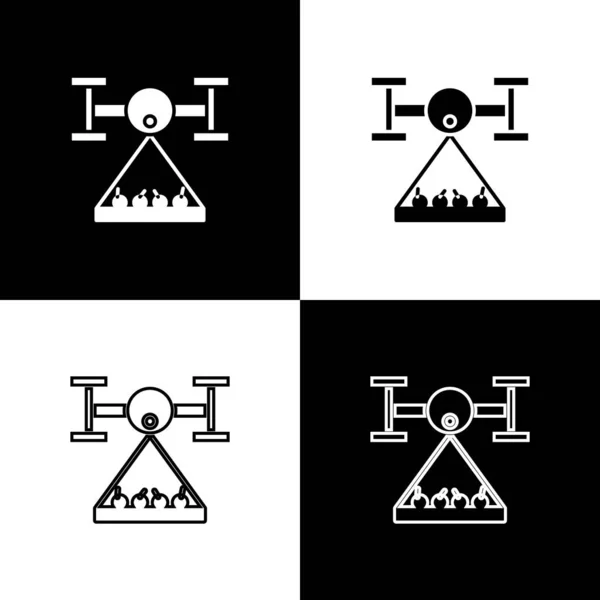 Set La granja inteligente con control de drones recoge el icono de la cosecha aislado sobre fondo blanco y negro. Tecnología de innovación para la empresa agrícola. Ilustración vectorial — Vector de stock