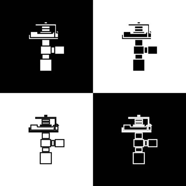 Állítsa be az automata öntözőrendszer ikont izolált fekete-fehér háttér. Berendezések öntözése. Kerti elem. Szórópisztoly ikon. Vektoros illusztráció — Stock Vector