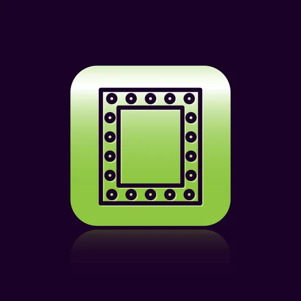 Espejo de maquillaje de línea negra con icono de luces aislado sobre fondo negro. Botón cuadrado verde. Ilustración vectorial — Archivo Imágenes Vectoriales
